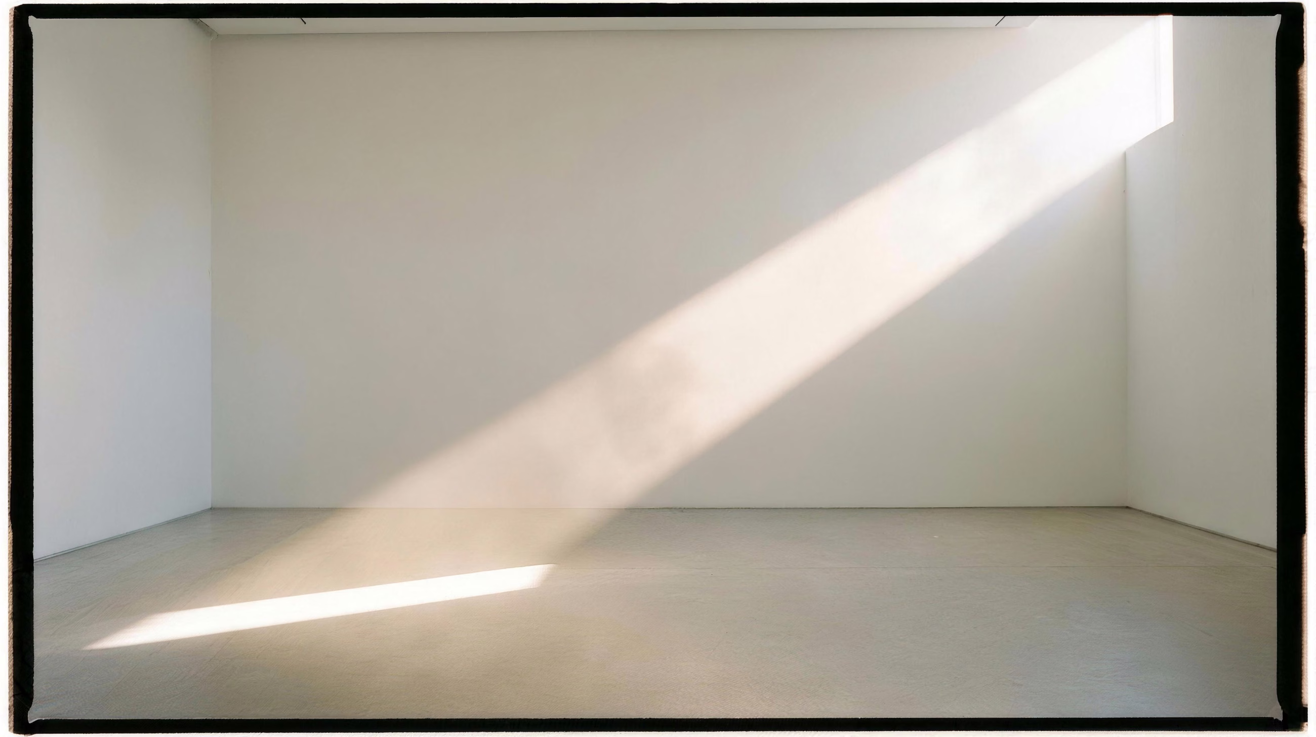 Gallery Beam, a architecture image in 16:9 format