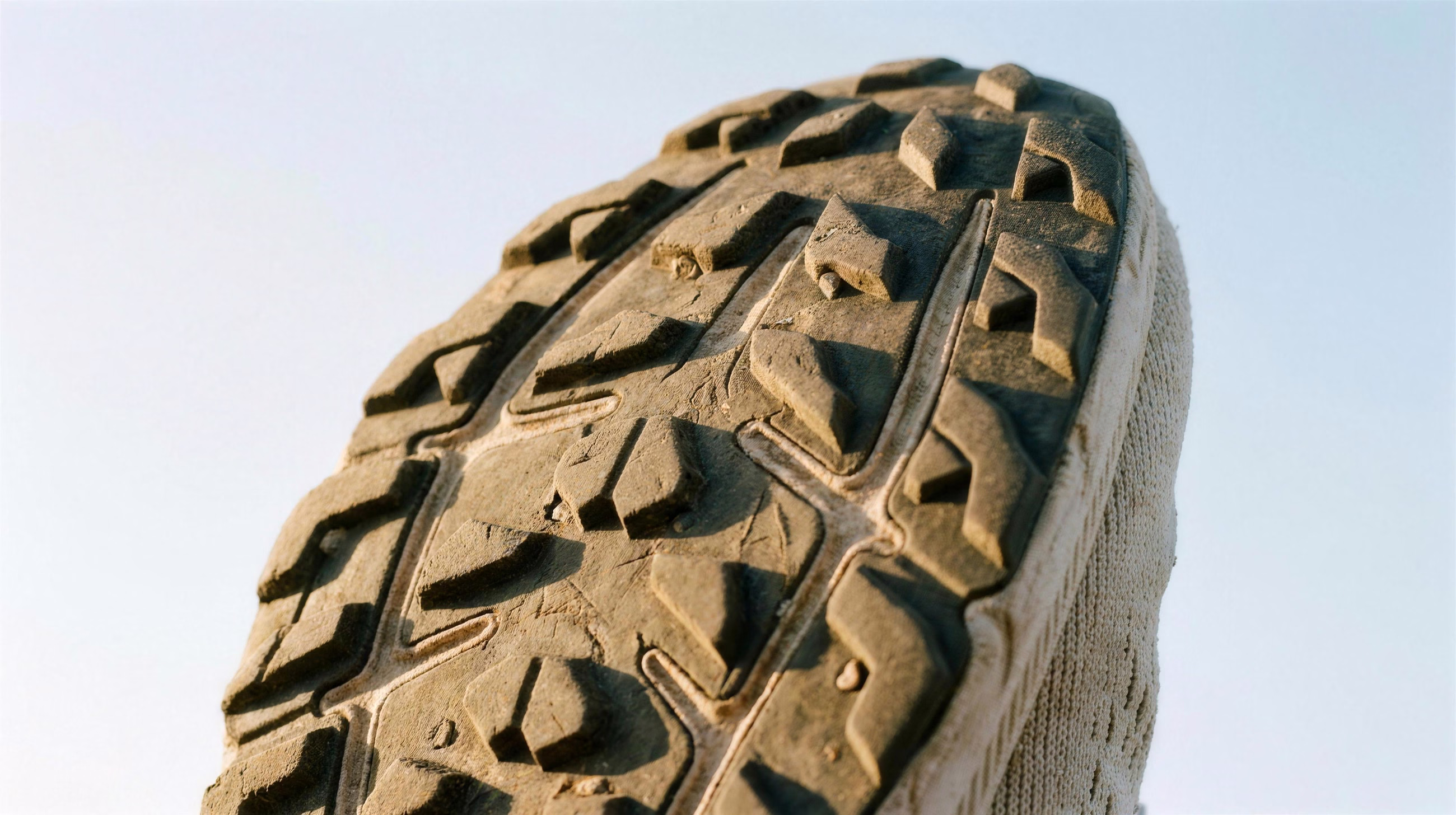 Sole Macro, a sport image in 16:9 format